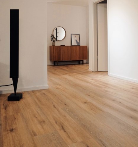 LVT vs LVP: Which Flooring Type Is Better? - DustRam®